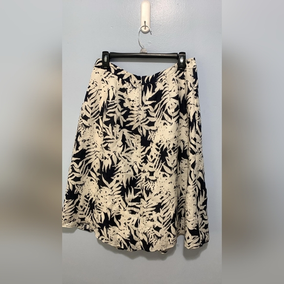 😎Talbot's linen and silk skirt - Picture 1 of 3